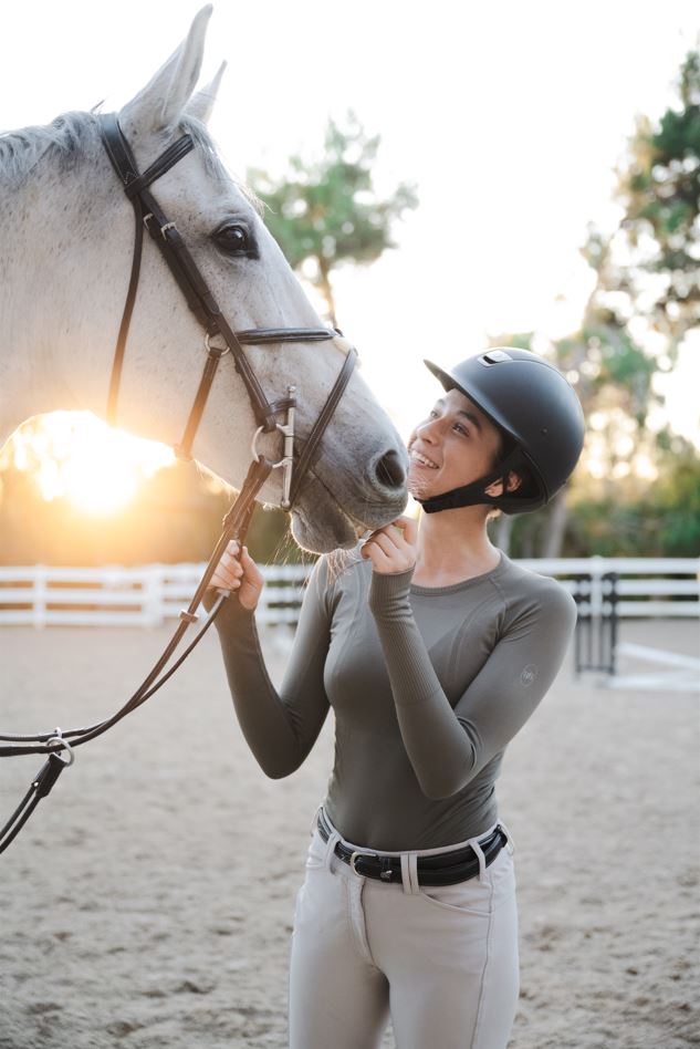 12 Tips for Choosing the Perfect Equestrian Outfit for Any Event