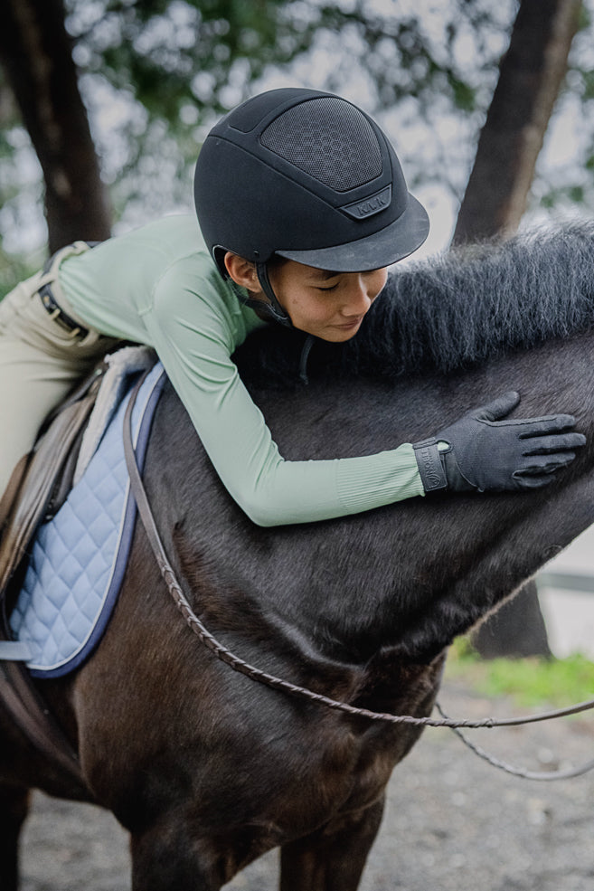 equestrian long sleeve training shirt